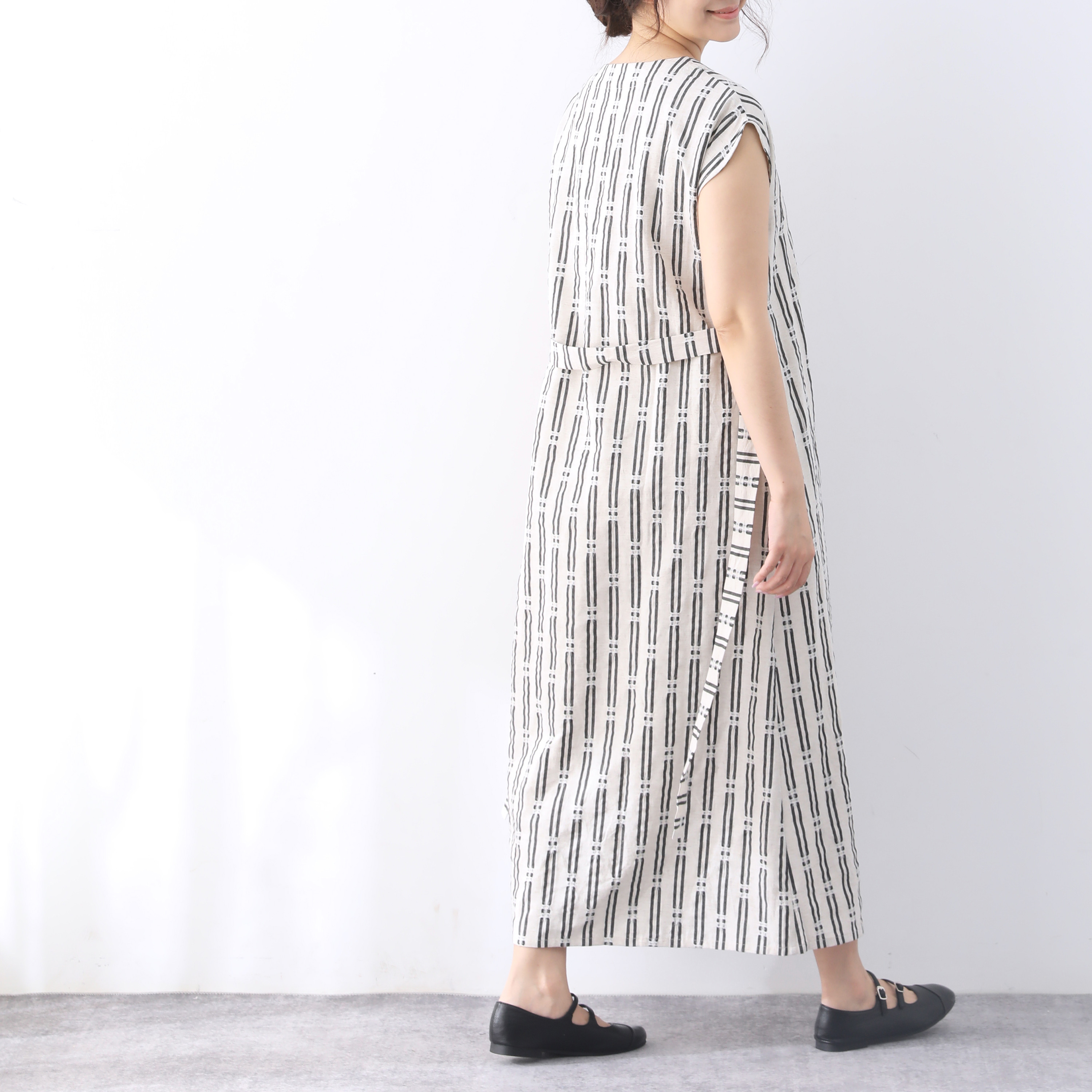 裾上げ無料♪サイズオーダー可♪ジャガード生地　フレンチスリーブ　ややAライン　ロングワンピース