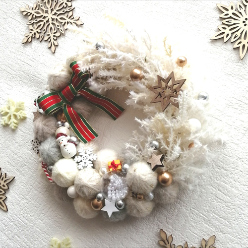 再販〜雪で遊ぼう☆毛糸玉のホワイトクリスマスリース リース Allium