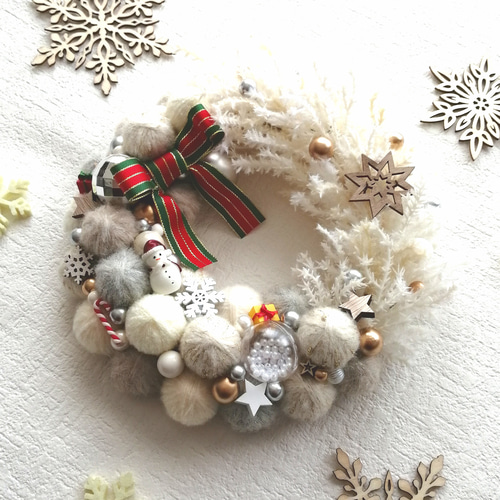 再販〜雪で遊ぼう☆毛糸玉のホワイトクリスマスリース リース Allium