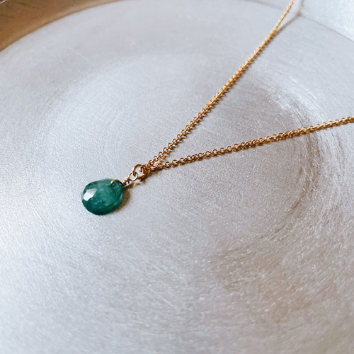 14kgf 宝石質グランディディエライト 一粒ネックレス ネックレス