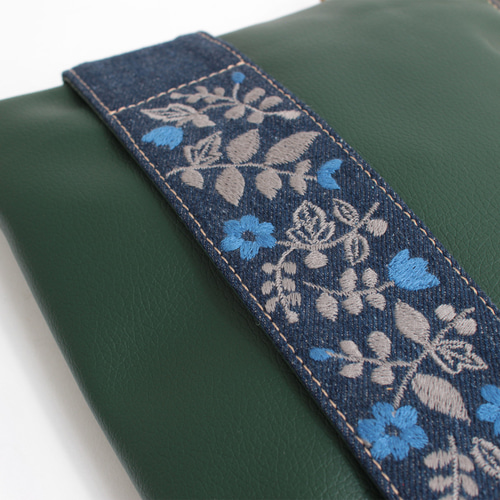 花柄刺繍 クラッチバッグ 黒 楽天市場】花柄 バッグ（クラッチバッグ・セカンドバッグ