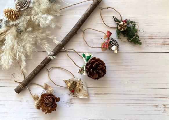 木ノ実のガーランド 木の実デコのガーランド クリスマスオーナメントにも ガーランド