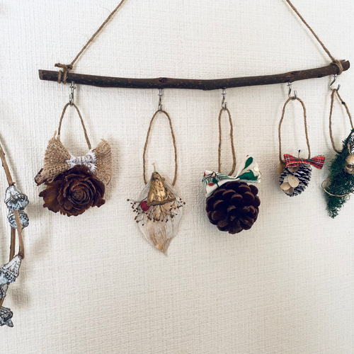 木の実デコのガーランド クリスマスオーナメントにも ガーランド