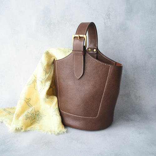 革好きさんにおすすめ》バスケット型ワンハンドルトートバッグ・小