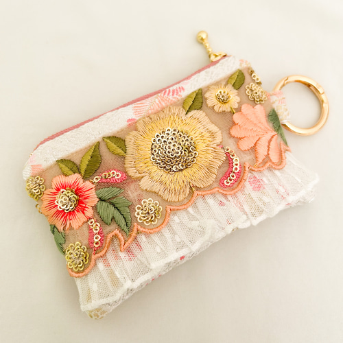 【リュンヌ】インド刺繍リボン・ミニポーチ インド刺繍リボンのミニポーチ/生成×グレーチュール ポーチ