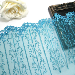 薔薇柄レース×薔薇刺繍生地　あおりがま口バッグ　ハンドメイド mqdefault.jpg