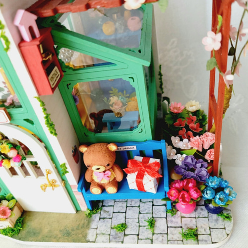 近所にあるお花屋さん」ミニチュア ドールハウス ☆完成品