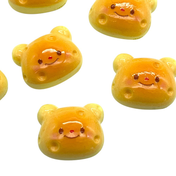 アクリルパーツ デコ クマ 6個 パン風 こんがり ハンドメイド 手芸 材料 貼り付け pt-2666 4枚目の画像