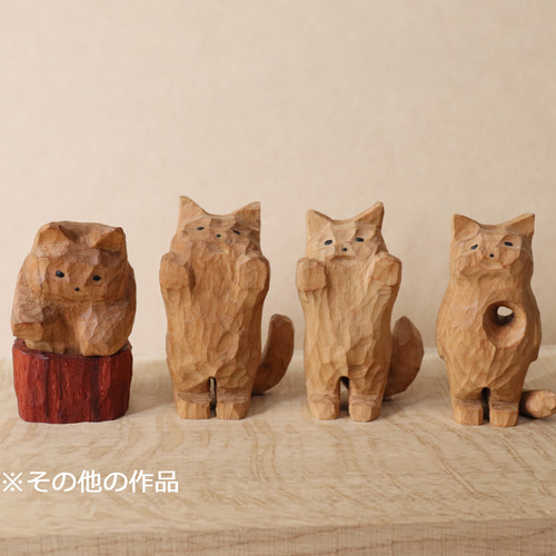 インテリア　置物　木材製品 心にぽっかり穴が開いた猫」木彫り 木製 ネコの置物 インテリア雑貨