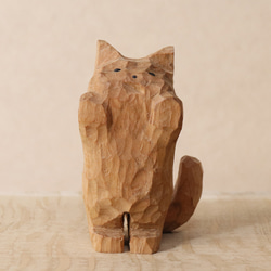 「お手上げな猫」招き猫 木彫り 木製 ネコの置物 インテリア雑貨（木材：山桜）（No.N0055） 1枚目の画像