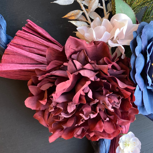 数量限定【お正月】2本取り 大輪ダリアと椿のしめ縄リース rb/nv