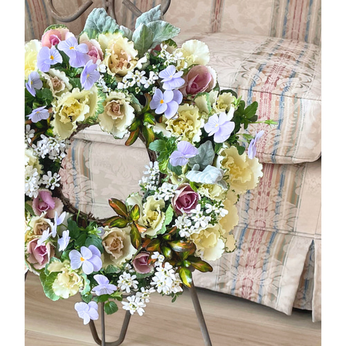 ミニ葉牡丹とビオラの寄せ植えリース ☆*:.｡. 幸せのwreath 「 淑女の