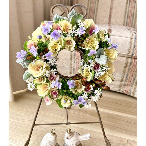 ミニ葉牡丹とビオラの寄せ植えリース ☆*:.｡. 幸せのwreath 「 淑女の