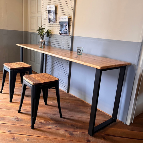 あなただけのカウンターテーブルロ型アイアン脚 杉無垢1800×500