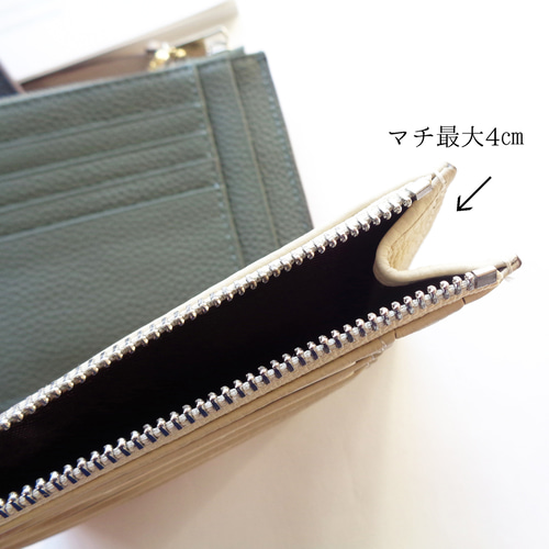 純プラチナ ミニペタル4連チャーム 純プラチナ ミニペタル4連チャーム 純プラチナ ミニペタル4連