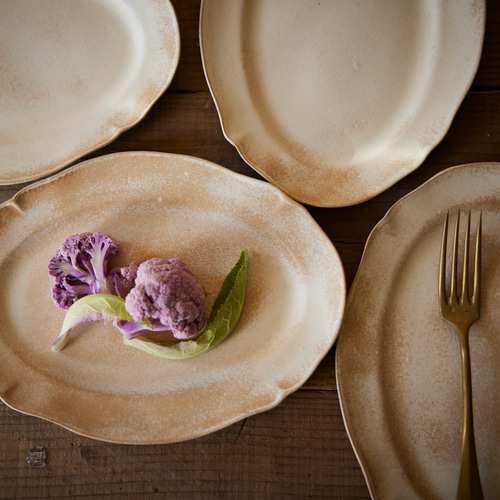 大きな花リムのオーバルプレート fp-1 中皿 molle épine 通販 18644596