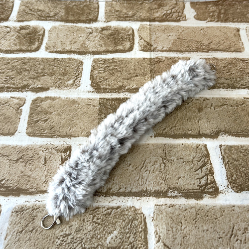 シルバーミックス ファー スマホハンドストラップ ファーヤーン スマホ