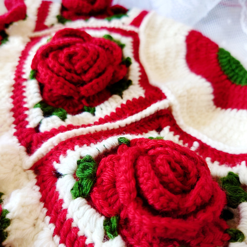 即納》薔薇モチーフ クロシェハット グラニースクエアハット かぎ編み