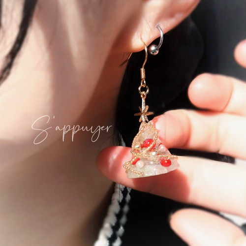 レッド系　ビジュー　ピアス　ハンドメイド　イヤリング変更可 レッド系 ビジュー ピアス ハンドメイド イヤリング変更可