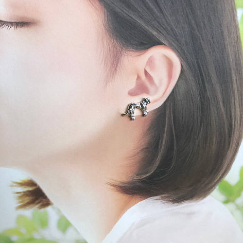 ライオン・オオカミ・チーター・ハイエナ/選択でイヤリング・ピアス