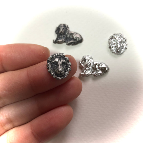 ライオン・オオカミ・チーター・ハイエナ/選択でイヤリング・ピアス