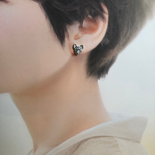 ライオン・オオカミ・チーター・ハイエナ/選択でイヤリング・ピアス