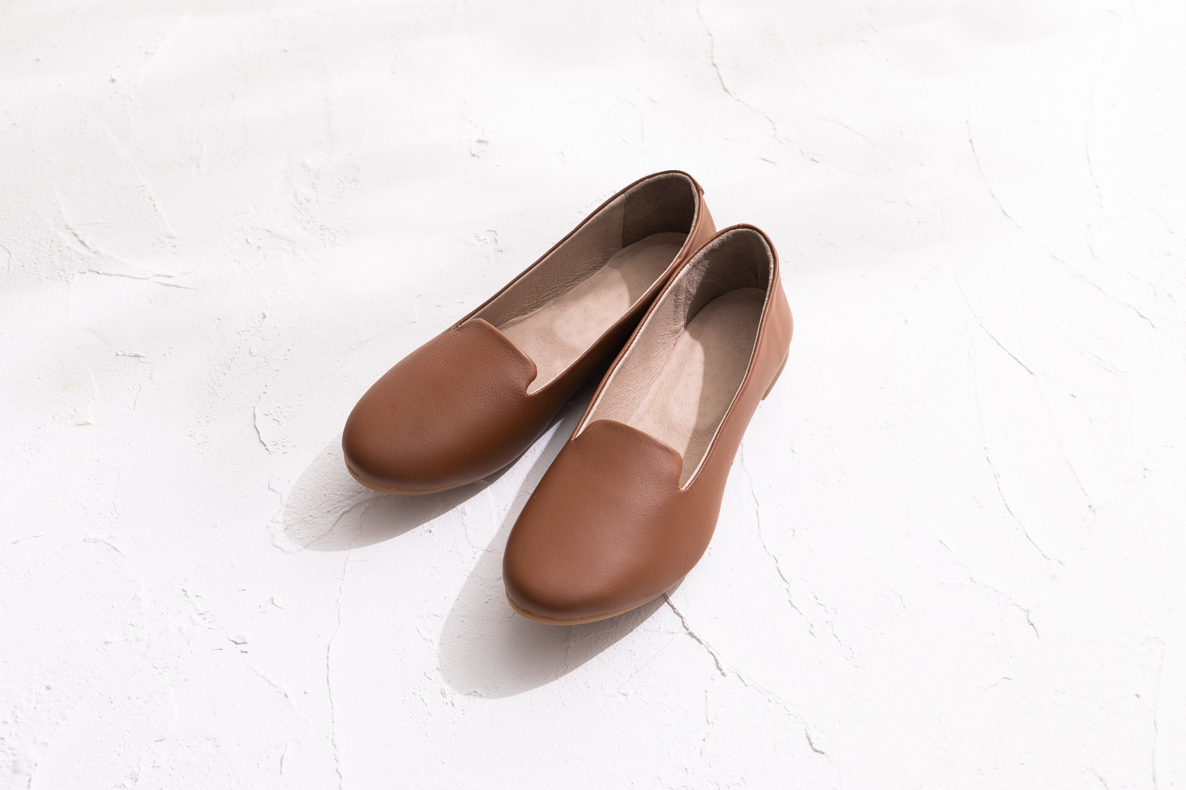 【オペラパンプス】一枚革　履き心地、柔らかさ抜群 / キャメルカラー　年中活躍