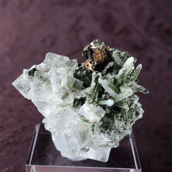 ロシア産フローライト（蛍石）＋パイライト＋ガーデン水晶原石/鉱物  