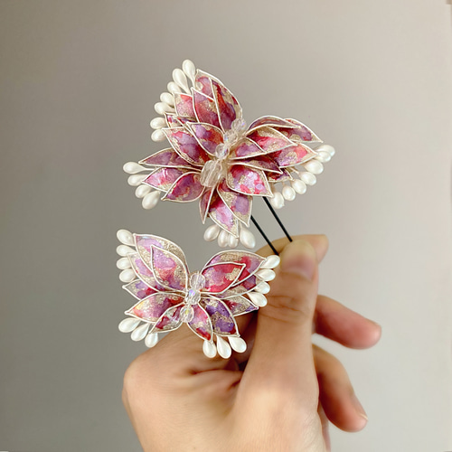桜　蝶々　和装　髪飾り 蝶々の髪飾り 花 組紐 和装/成人式/卒業式/前撮り用 ヘアピン