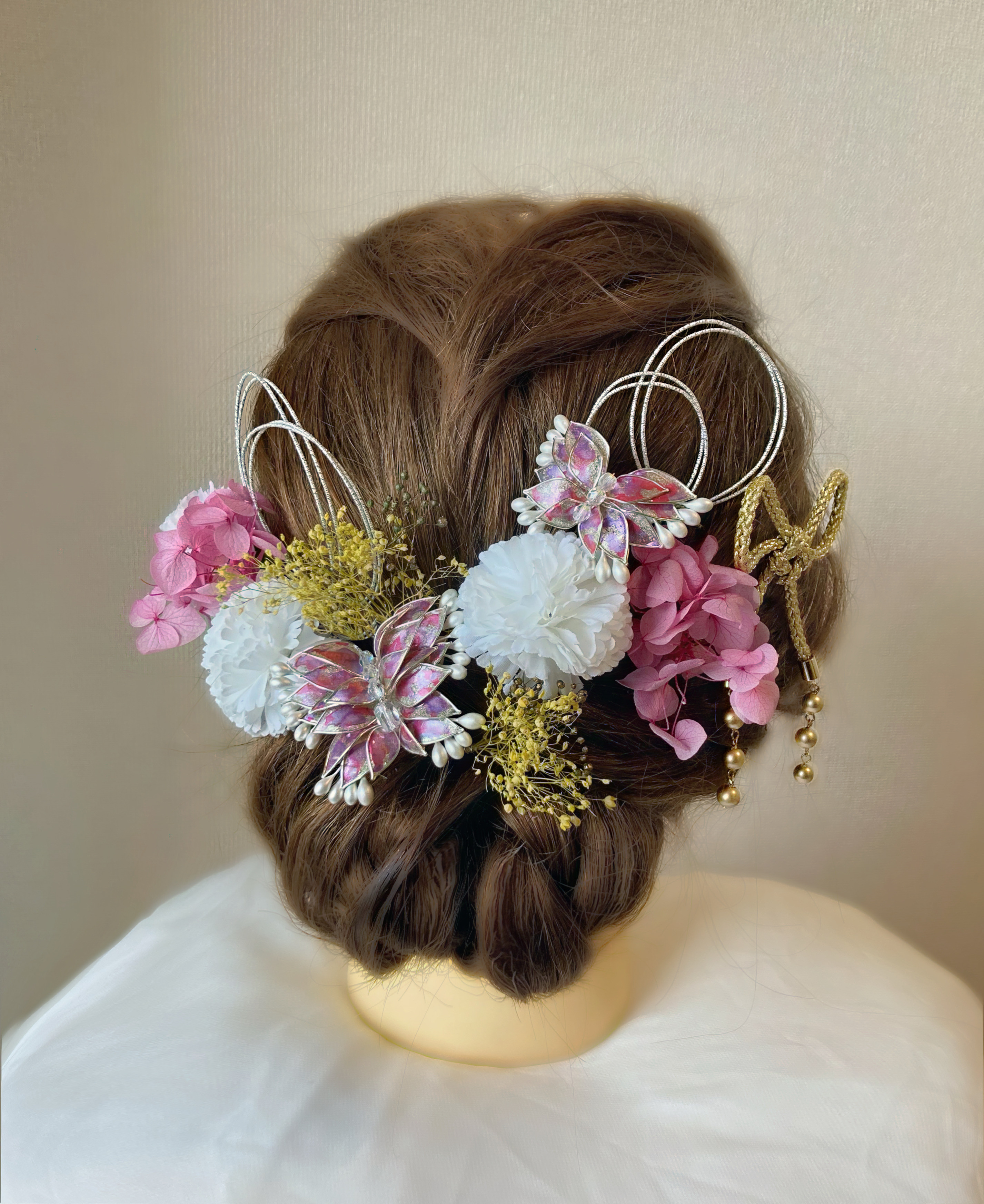 蝶々の髪飾り 花 組紐 和装/成人式/卒業式/前撮り用 ヘアピン