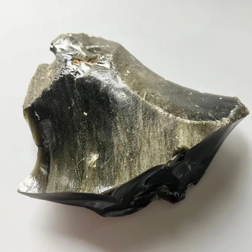 ゴールドシーンオブシディアン メキシコ産 レア黒曜石原石 台座つき