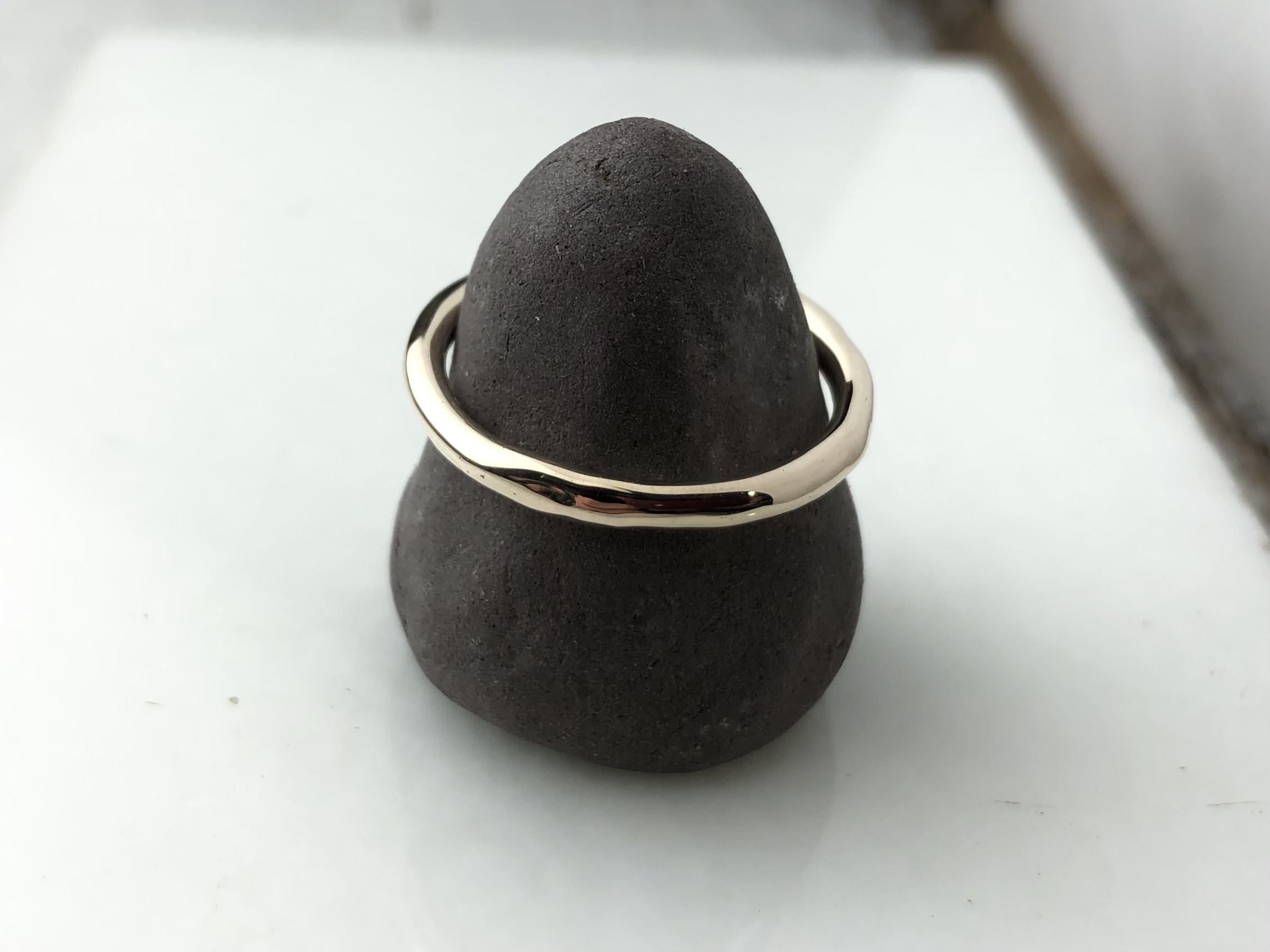 歪な甲丸リング【M】K5YG/B029