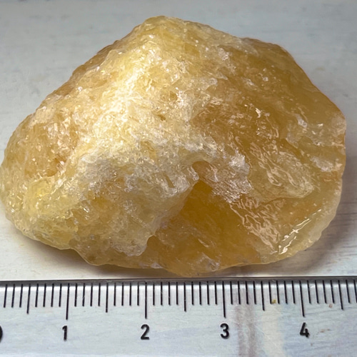 浄化とヒーリングの石✨ イエローカルサイト ラフストーン 原石 方解石