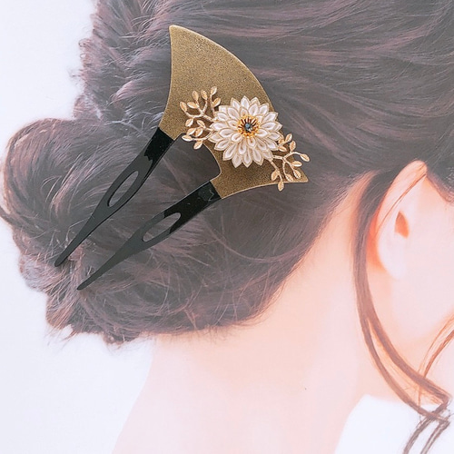 最高級 絹100%】つまみ細工髪飾り バチ型かんざし 扇形二本足簪