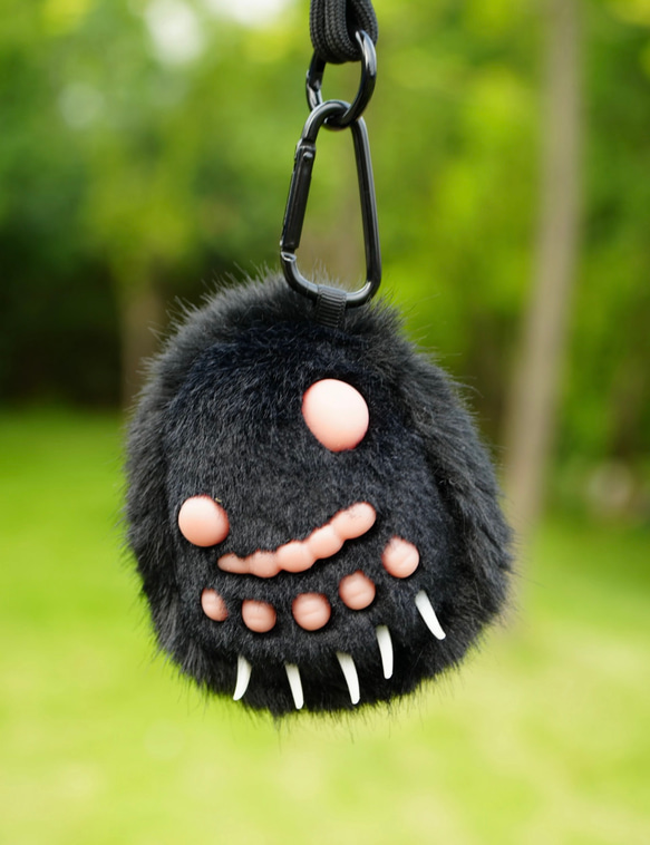 パンダの肉球 ストラップ モフモフ かわいい ぬいぐるみ リアル