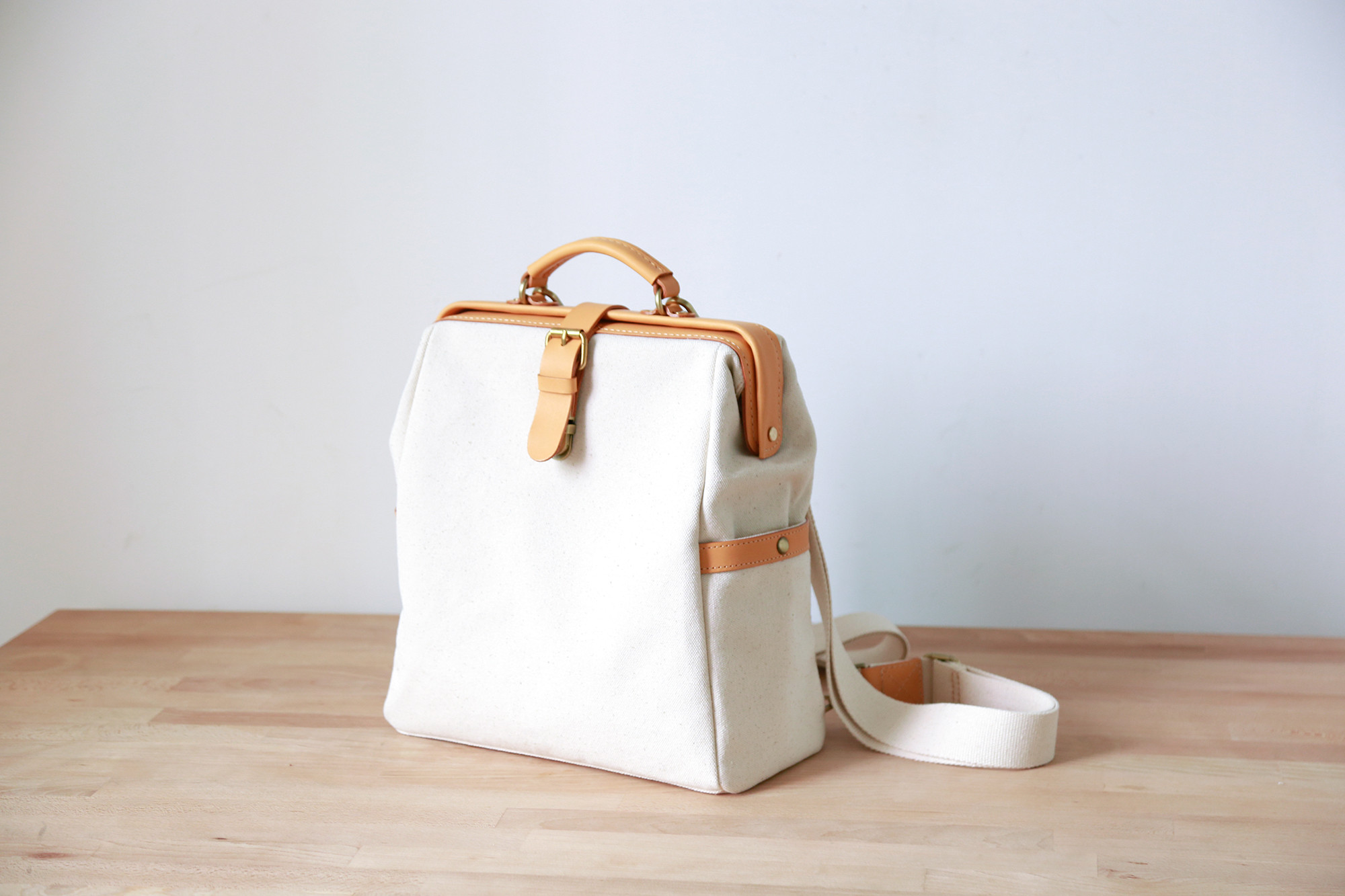 【訳あり特価セール】口枠リュック - 40％オフ！