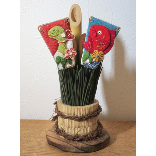 お正月羽子板と蛇飾り お正月羽子板と蛇飾り