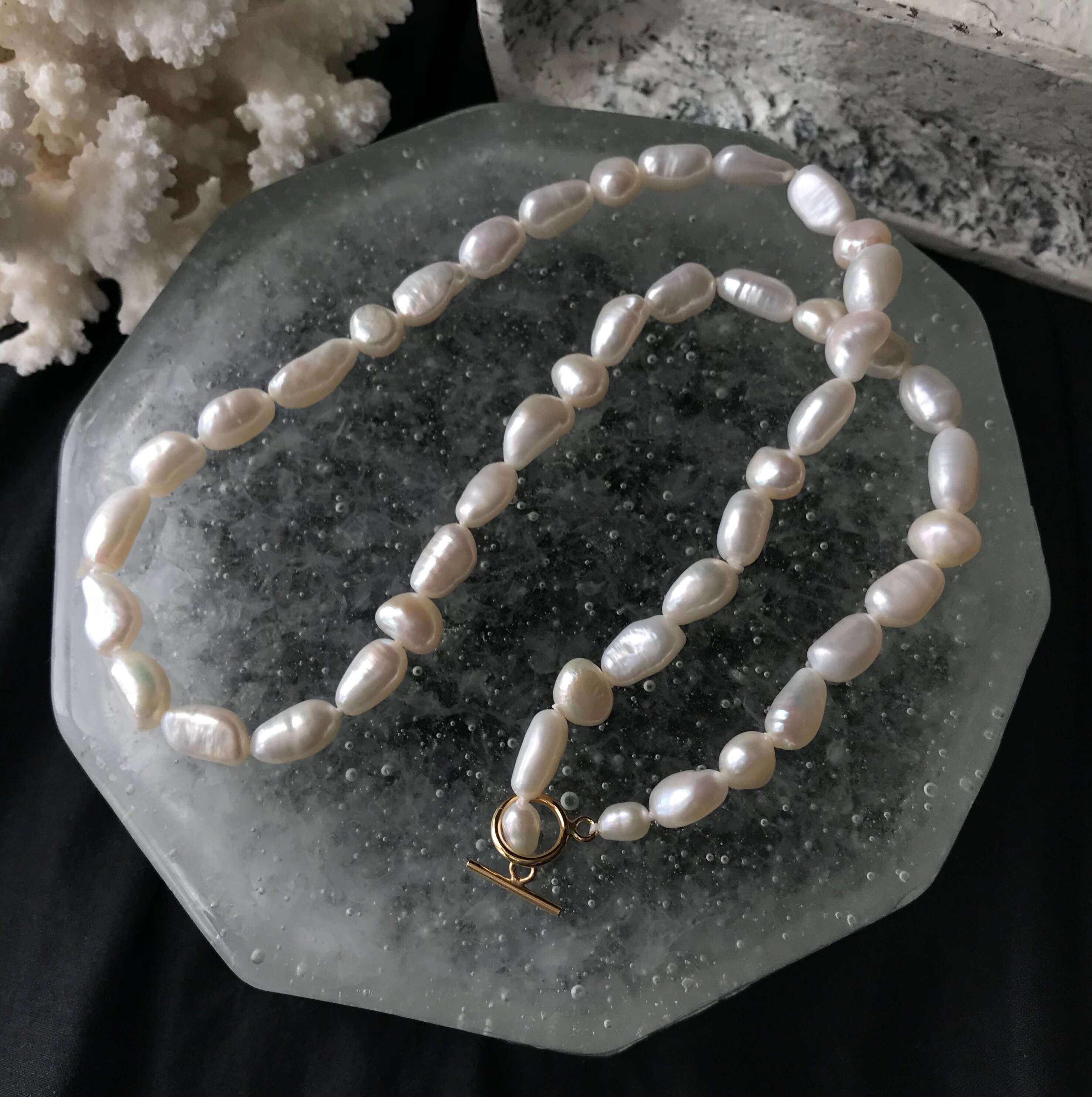 【K14gf】淡水パールのネックレス［バロック］