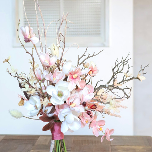 木蓮と胡蝶蘭の 和装ブーケ ドレスブーケ ウェディングブーケ ブーケ