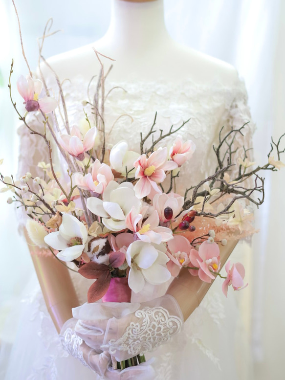 木蓮と胡蝶蘭の 和装ブーケ ドレスブーケ ウェディングブーケ ブーケ