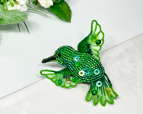 APROSIO＆CO 鳥のビーズブローチ APROSIO＆CO 鳥のビーズブローチ