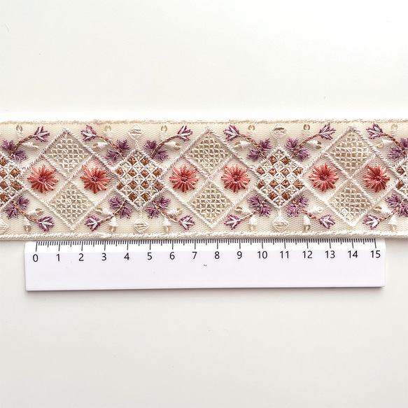 631 【 幅：5cm 】 インド刺繍リボン　アイボリー　チュール　レッド パープル ホワイト 5枚目の画像