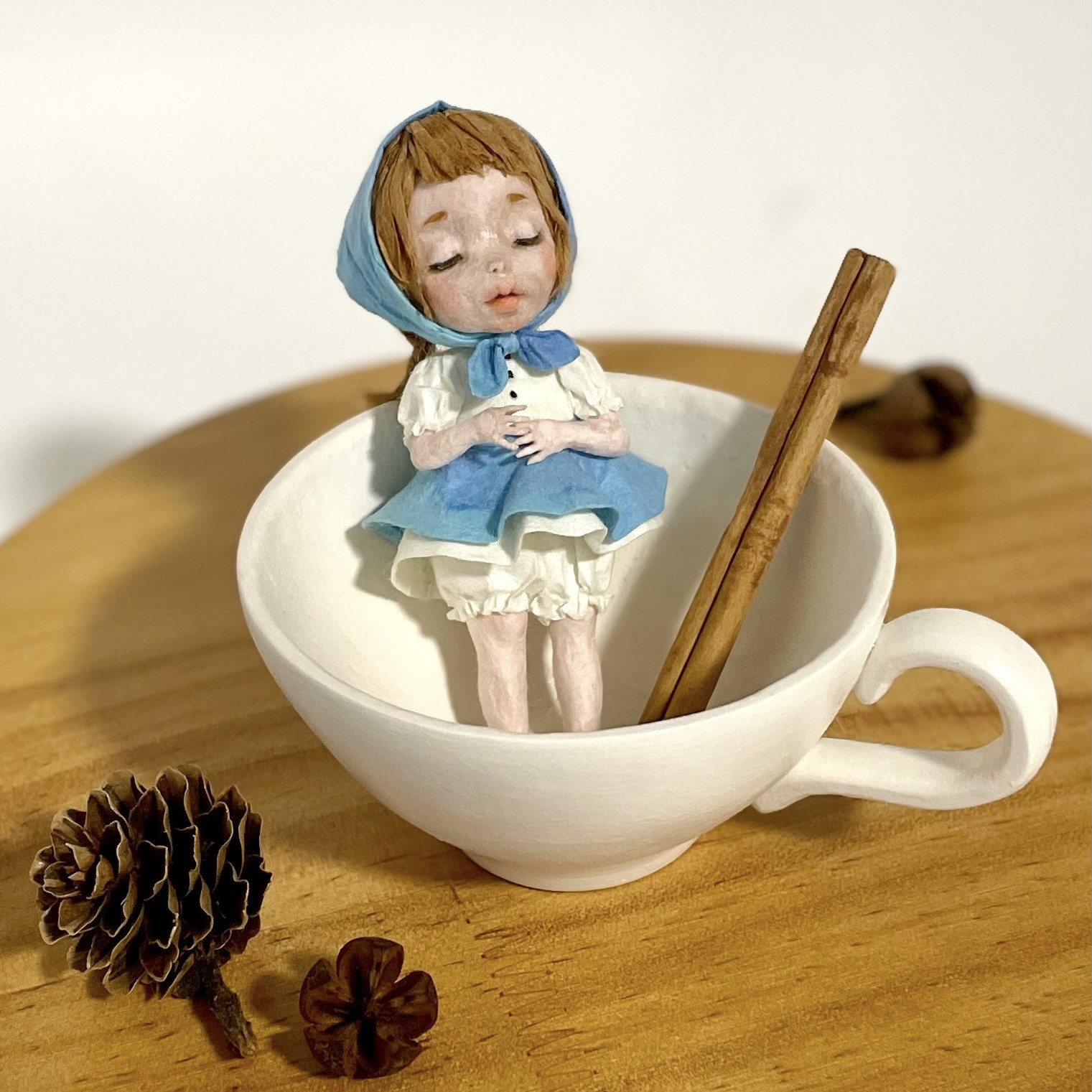 シナモンティーの小人さん(水色)　和紙人形