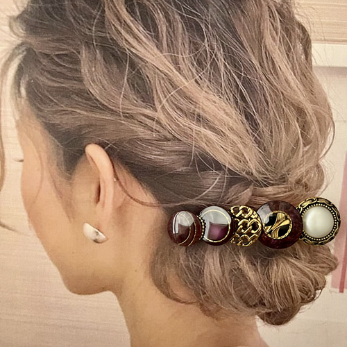 パープルとゴールドのヘアクリップ 高級ヴィンテージボタン大人紫の