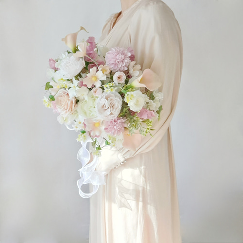 ローズとカラーリリーのウェディングブーケ&ブートニア❀アーティ