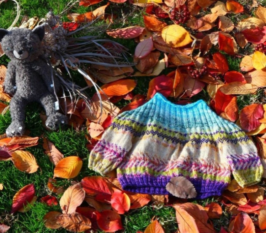 手編みベビーセーター