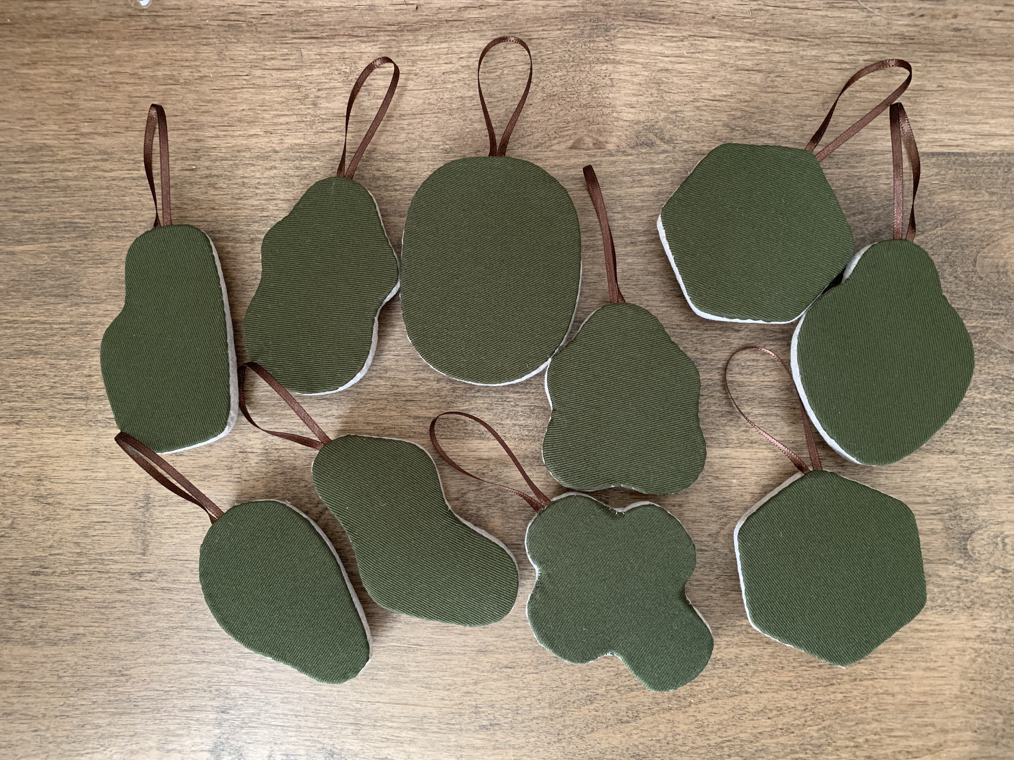 クリスマス⭐︎刺繍オーナメント　10個セット