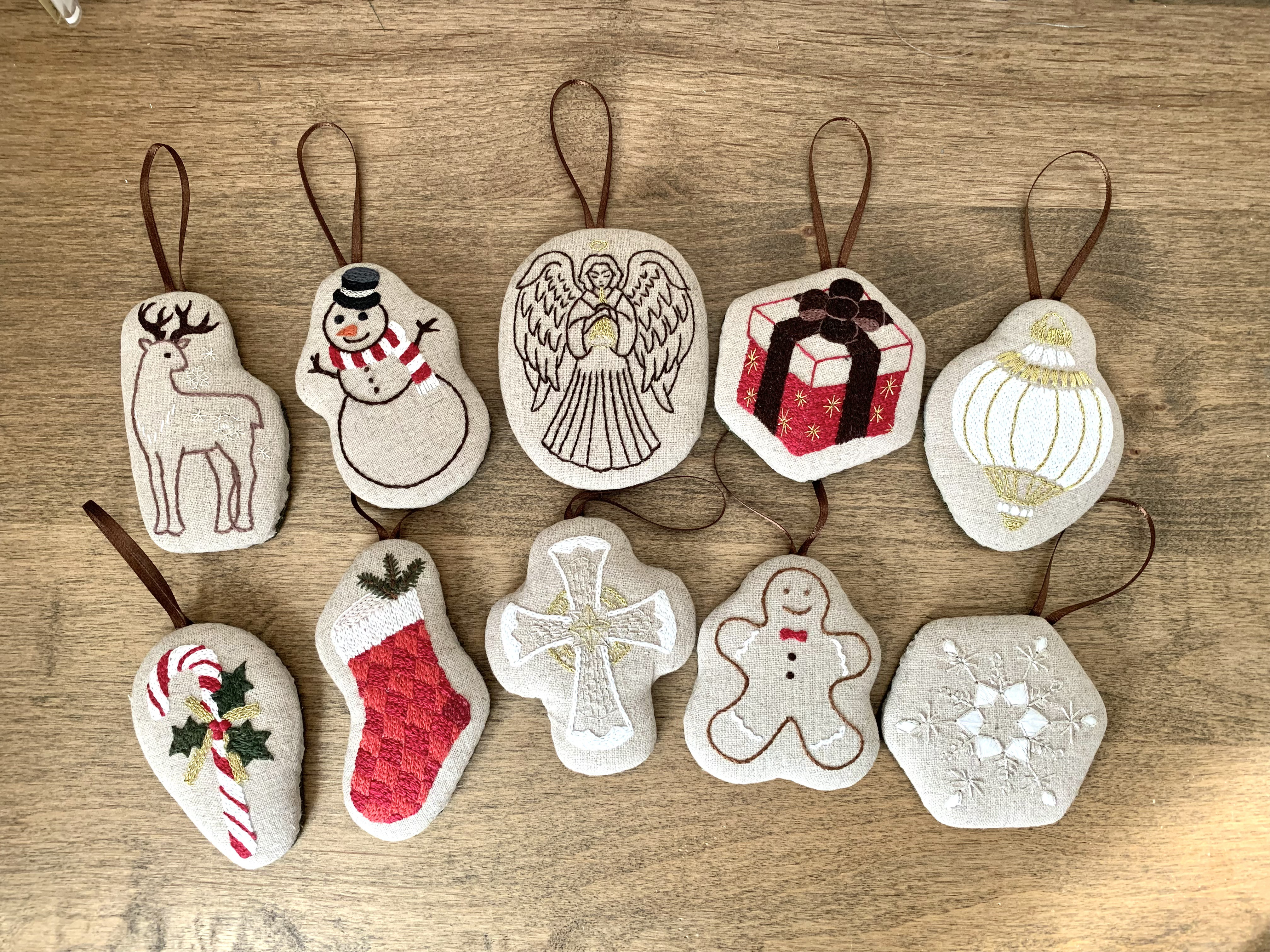 クリスマス⭐︎刺繍オーナメント　10個セット