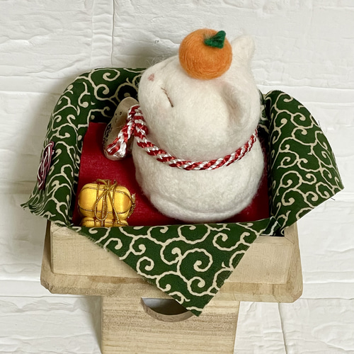 福を招く 鏡ねこ餅 お正月 鏡餅 招き猫 羊毛フェルト 三毛猫はぁ〜ぶ