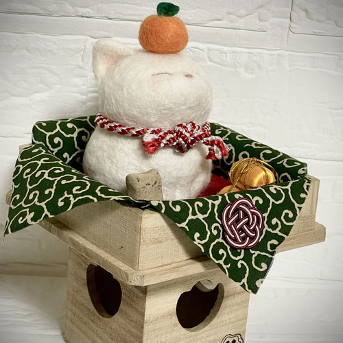 福を招く 鏡ねこ餅 お正月 鏡餅 招き猫 羊毛フェルト 三毛猫はぁ〜ぶ